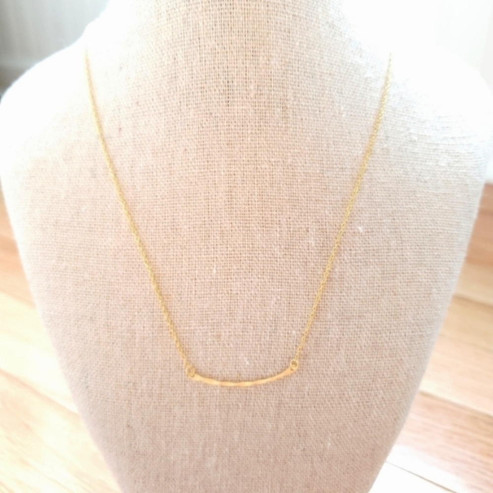 DAINTY Gold Plated Very Fine Necklace - Picture 4 of 5